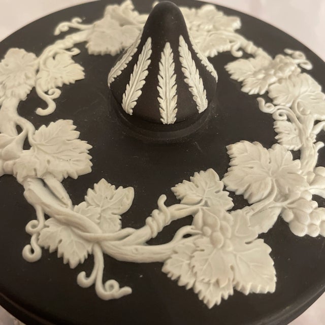 Ceramic Antique Black Round Lidded Wedgwood Box For Sale - Image 7 of 13