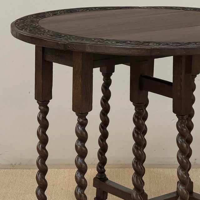 19th Century English Oak Gateleg Drop Leaf Occasional Table For Sale - Image 13 of 18