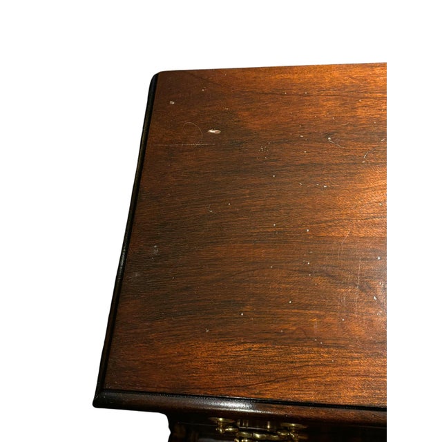 1950s 1950s Madison Square Chippendale-Style Mahogany 3-Drawer Bedside Chest For Sale - Image 5 of 5