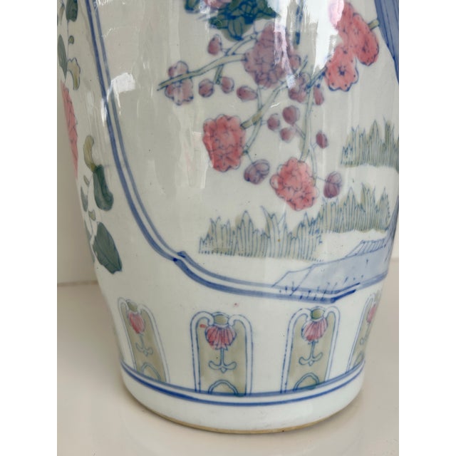 Mid 20th Century Peacock Floral Chinoiserie Floor Vase For Sale In Miami - Image 6 of 10