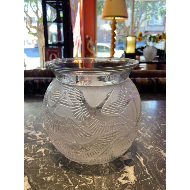 René Lalique Lalique "Cigogne" Vase From the Linda Ronstadt Collection For Sale - Image 4 of 7