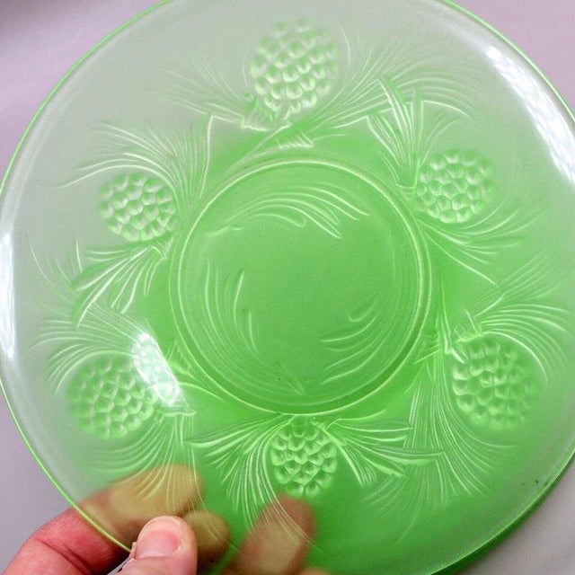 Art Deco Jobling Jade Green Fircone Uranium Glass Plates, 1930s, Set of 6 For Sale - Image 9 of 13