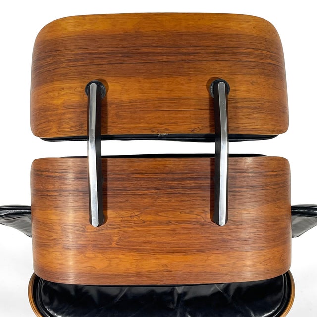 Rare Pair of Early Rosewood Eames Lounge Chairs For Sale - Image 12 of 15