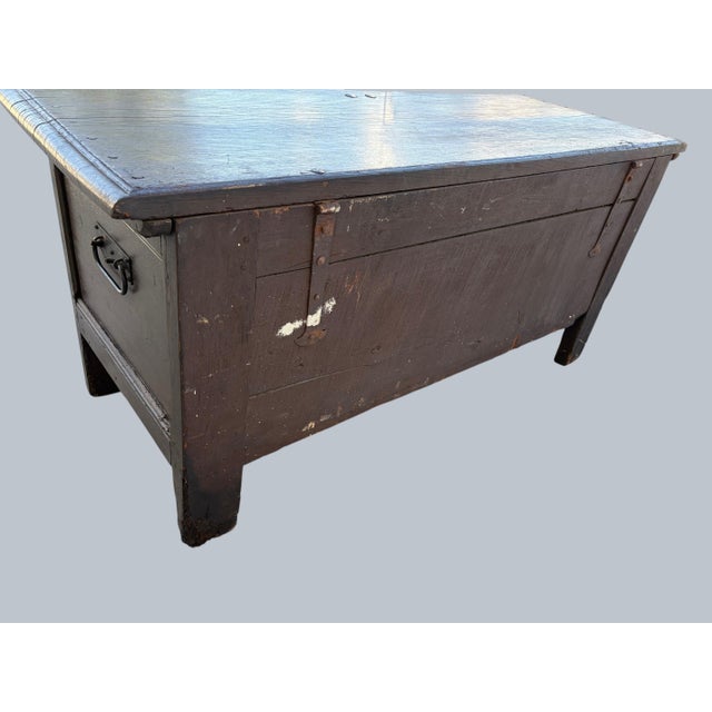 English English Oak Blanket Chest / Box c.1680 For Sale - Image 3 of 6