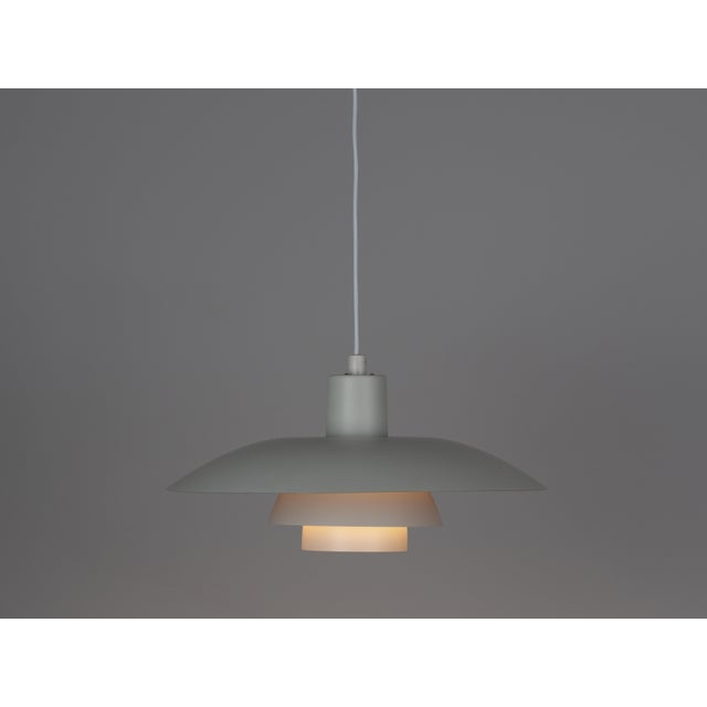 Vintage Danish PH 4/3 Hanging Lamps by Poul Henningsen for Louis Poulsen, 1966, Set of 2 For Sale - Image 14 of 15