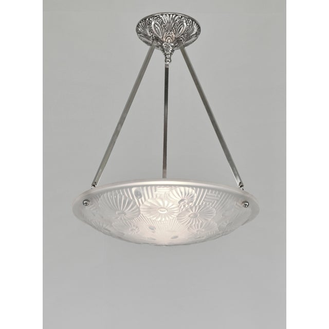 Art Deco A French Art Deco Pendant Light by Lorrain Pierre d'Avesn Daum - 1930 France For Sale - Image 3 of 8