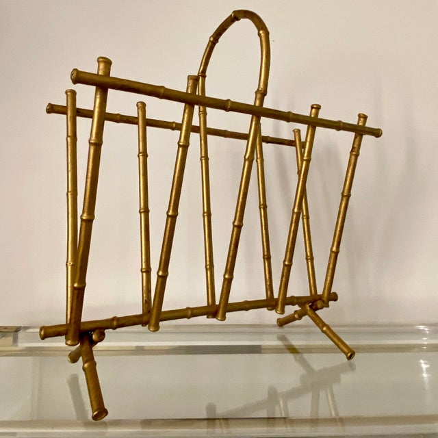 Magazine Rack in Gilt Iron, 1970s, in Very Good conditions. Designed 1970 to 1979
