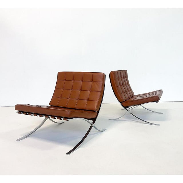 Brown Set of Brown Leather Barcelona Chairs by Mies Van Der Rohe for Knoll, 1970 For Sale - Image 8 of 9