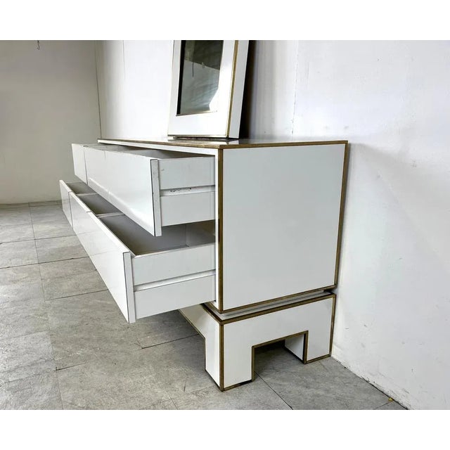 Metal White Lacquered Credenza attributed to Alain Delon with Mirror, 1970s For Sale - Image 7 of 11