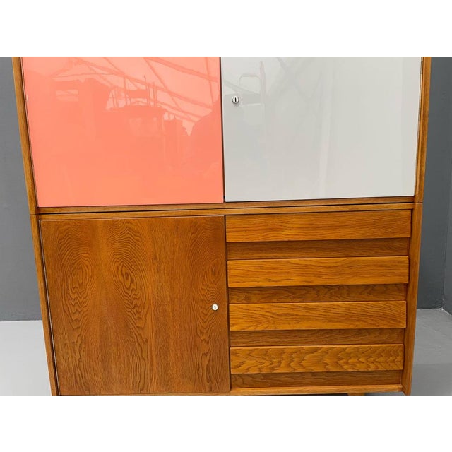 U-450 Oak Cabinet by Jiří Jiroutek for Interior Prague, Czechoslovakia, 1960s For Sale - Image 16 of 18