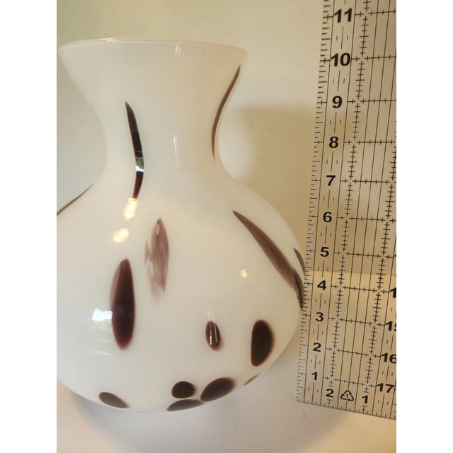1990s Vintage MCM Murano Style Azzurra Maestri Vetrai Made in Italy Round Spotted Vase For Sale - Image 5 of 5