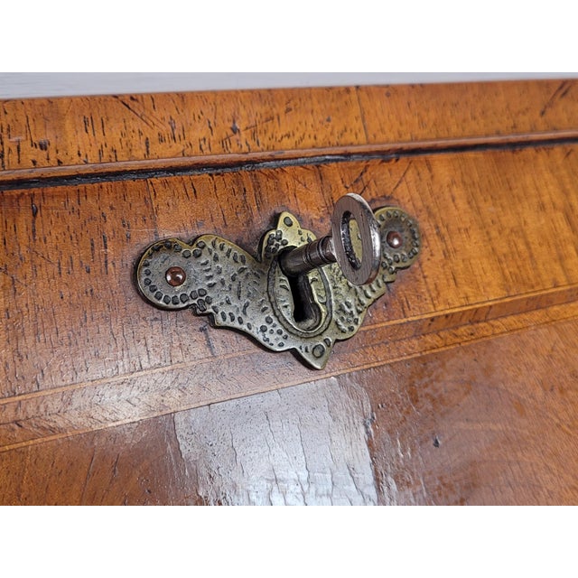 Brown Edwardian Bureau Desk in Walnut, 1910 For Sale - Image 8 of 18