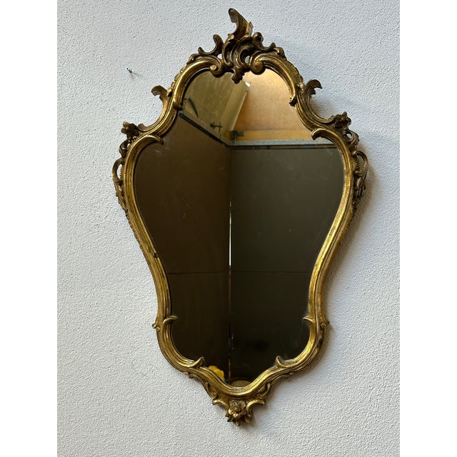 Louis XV Style Giltwood Mirror, 1960s, in Very Good conditions. Designed 1960 to 1969