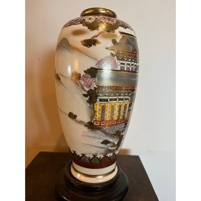 Antique Japanese Satsuma Vase Meiji Koshida Signed Shimazu Crest Pagoda 10" For Sale In San Francisco - Image 6 of 11
