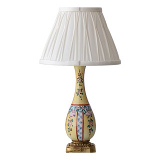 Chinoiserie Yellow Porcelain Lamp, Europe, 1900s For Sale
