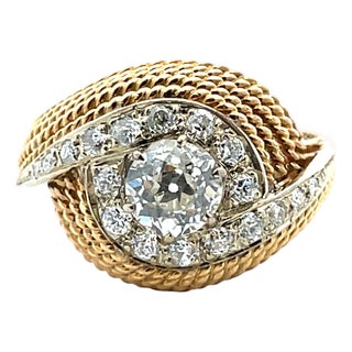 18k Two-Tone Gold Swirl Rope Vintage Ring With Approx. 1 Carat Weight Diamonds, Size 3.5 For Sale