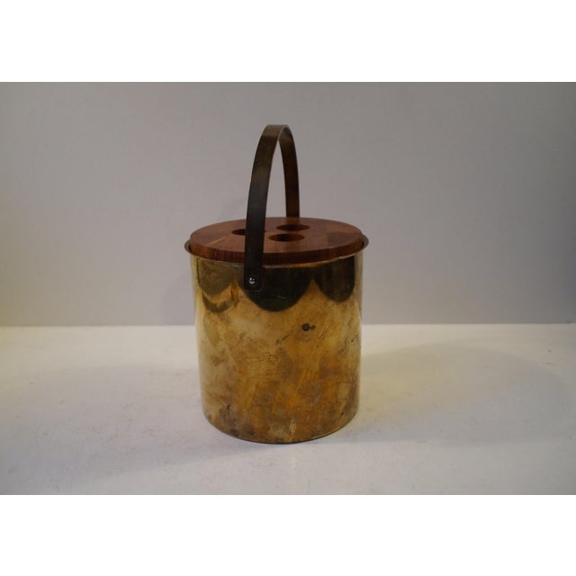 1960s Mid-Century Brass & Teak Cylinda-Line Ice Bucket by Arne Jacobsen for Stelton, 1960s For Sale - Image 5 of 9