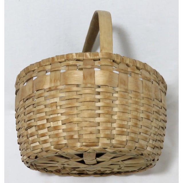 Wood Antique Maine Penobscot Indian Hand Woven Handled Basket For Sale - Image 7 of 13