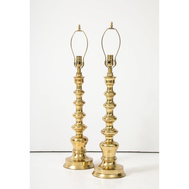 Neoclassical Pair of Tall Brass Lamps For Sale - Image 3 of 6