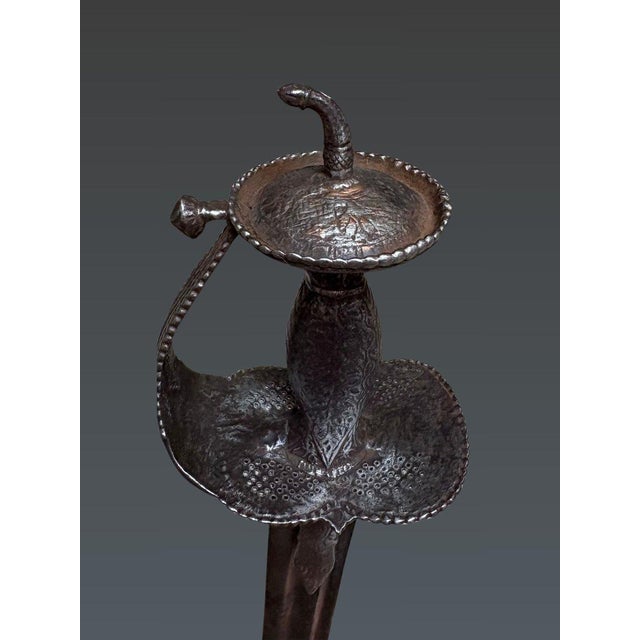 Metal Firangi-type saber with a Khanda hilt, India, 17th century For Sale - Image 7 of 7