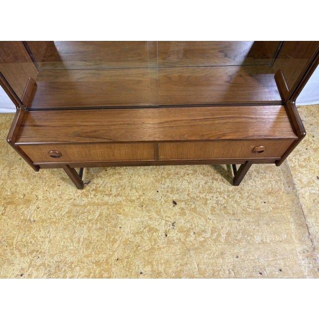 Wood Mid-Century Teak Display Cabinet from Turnidge of London, 1960s For Sale - Image 7 of 11