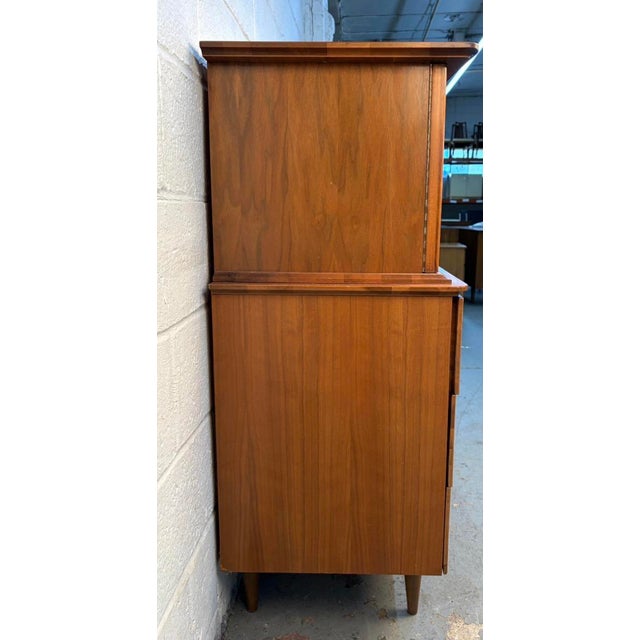 Mid 20th Century Modern Gentleman's Chest Highboy by Young Mfg. Attributed For Sale - Image 13 of 16