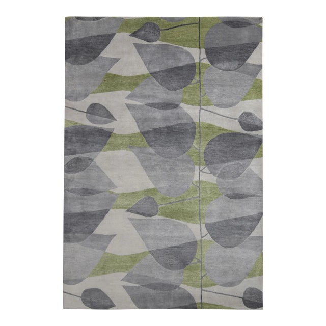 Rug & Kilim’s Mid-Century Modern Rug in Gray and Green All Over Pattern For Sale