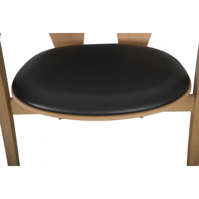 GE460 Butterfly Chair in Oak and Black Leather by Hans Wegner, 2015 For Sale - Image 4 of 18