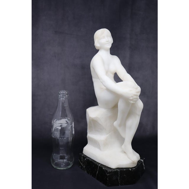 Art Deco Sculpture in White Carrara Marble, 1920s For Sale - Image 3 of 18