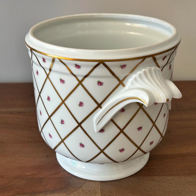 French Country Late 20th Century French Limoges Porcelain Cachepot For Sale - Image 3 of 6