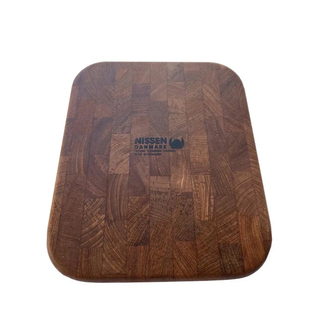 Richard Nissen 1970s Staved Teak Wood Cheeseboard and Nutcracker Set by Nissen of Denmark For Sale - Image 4 of 11