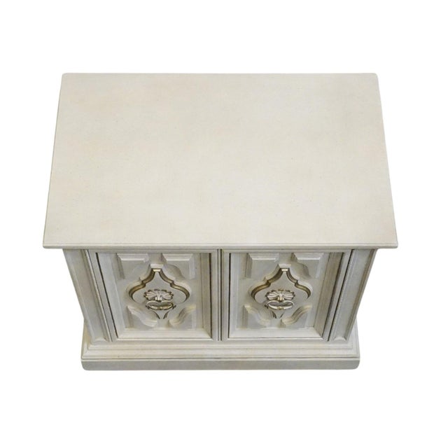 Unique Furniture Italian Mediterranean Style Hollywood Regency 26" Cabinet Nightstand 7117 - Dorado White Finish For Sale - Image 9 of 13