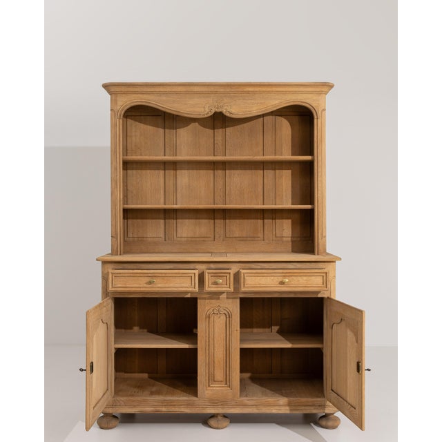 Louis XV Oak Cupboard, Rococo Style, France, 19th Century For Sale - Image 4 of 18