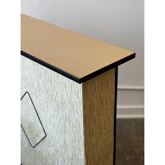 Dynamite 1950’s free standing bar here ready to party! Very excited to get this one into a home because it is awesome....