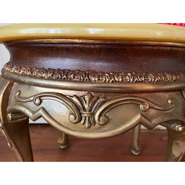 Mid 20th Century Vintage Hollywood Regency Round Onyx-Top Side Tables (2) | Gilt Carved Base | Mid-Century For Sale - Image 5 of 10