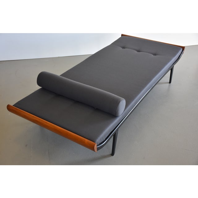 Classic mid-century daybed by auping (cleopatra). elegant and minimalist design by dick cordemeijer. (designed in 1954)!...