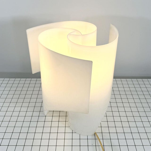 1970s Anemone Table Lamp by Luigi T. Padova & Pierro Bocci for Valenti, 1972 For Sale - Image 5 of 10