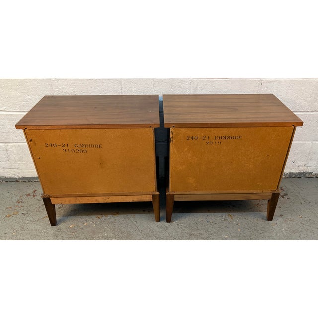 Pair of Vintage Dixie Furniture Walnut MCM Tuscan Style Nightstands For Sale - Image 11 of 17