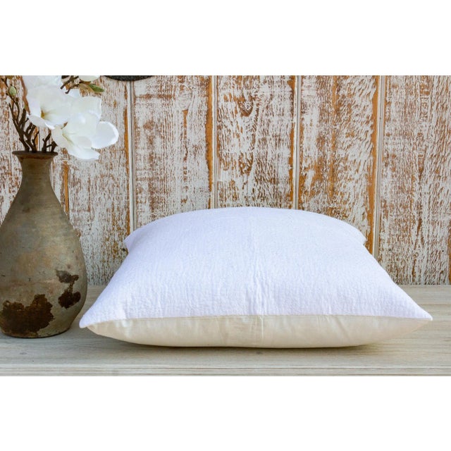 White Filanan Kantha Small Pillow For Sale In Los Angeles - Image 6 of 9