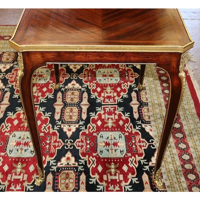 1920s French Louis XV Bronze Mounted Kingwood & Mahogany Writing Table For Sale In New York - Image 6 of 12