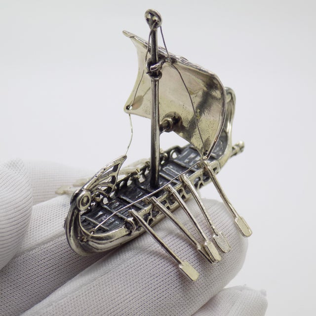 1980s Vintage Italian Handmade Genuine Silver Ancient Vessel Viking Ship Figurine, 1980s For Sale - Image 5 of 10