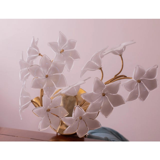 Murano Wall Sconce With White Flowers, 1970s For Sale - Image 6 of 9
