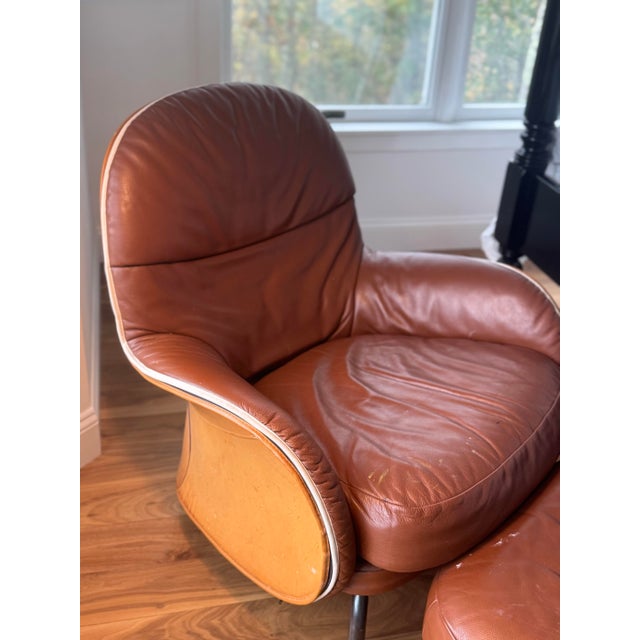 Louisiana" lounge chair with ottoman by Vico Magistretti for De Padova. 90s project paying tribute to the 50s design, the...