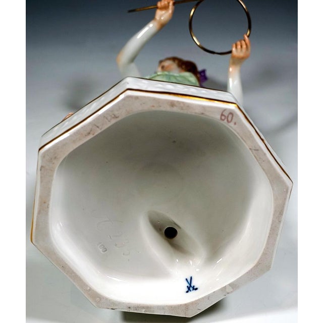 Ceramic Large Art Nouveau Lady Ring Thrower Figurine attributed to R. Boeltzig for Meissen, 1910s For Sale - Image 7 of 8