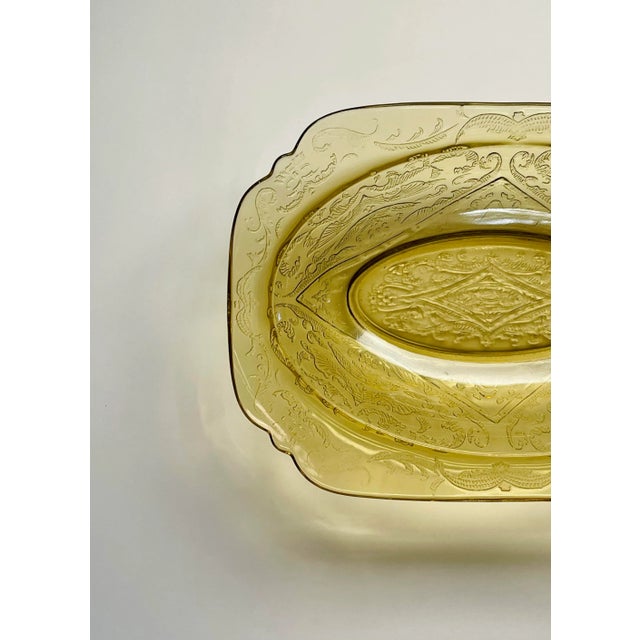 Art Nouveau 1930’s Madrid Yellow Federal Glass Square Rimmed Serving Bowl For Sale - Image 3 of 8
