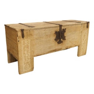 Stunning Circa 1580 Bleached Oak Westphalian Stollentruhe Trunk For Sale