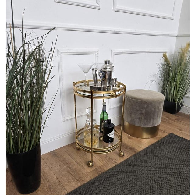 Milo Baughman Italian Hollywood Regency Round Two-Tier Brass and Glass Bar Cart from Milo Baughman, 1970s For Sale - Image 4 of 9