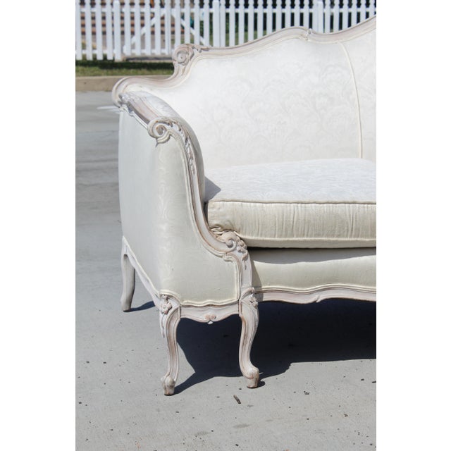 1960s Louis XV Style Vintage White Settee For Sale - Image 5 of 11