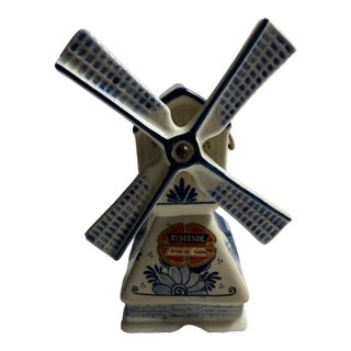 Old Rynbende & Sons Delft Blue Spinning Windmill Music Box For Sale