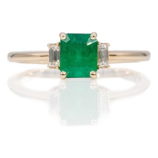 Colombian Emerald Ring With Earth-Mined Diamond Accents: Solid 14k Gold, 6x5mm, Size 6.75 For Sale